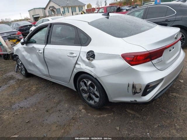 2021 KIA FORTE LXS 3