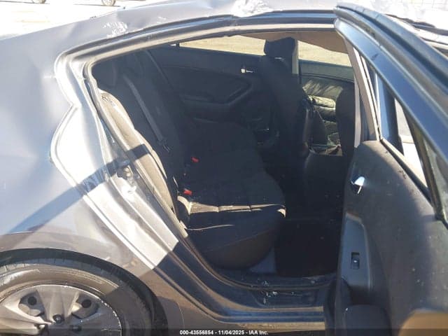 2016 KIA FORTE LX 8