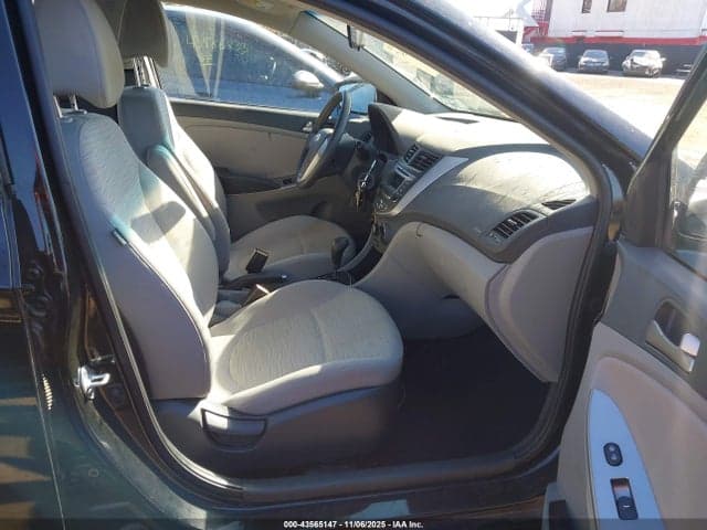 2017 HYUNDAI ACCENT SE 5