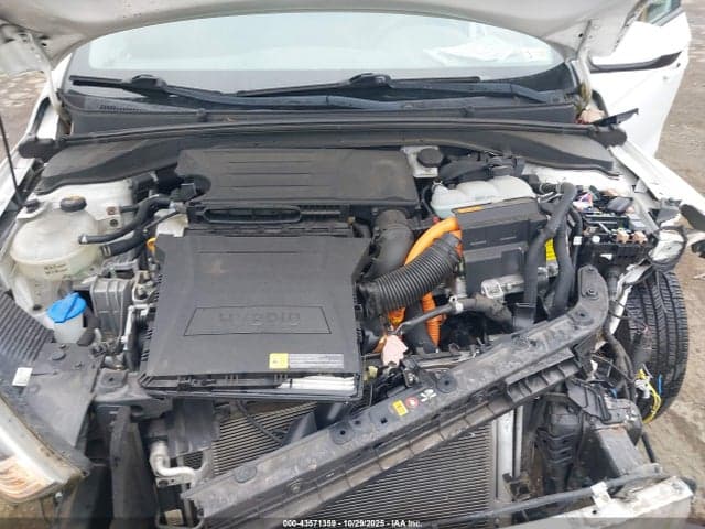 2017 HYUNDAI IONIQ HYBRID BLUE 10