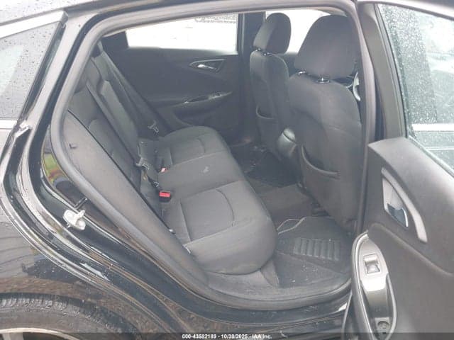 2016 CHEVROLET MALIBU LS 8