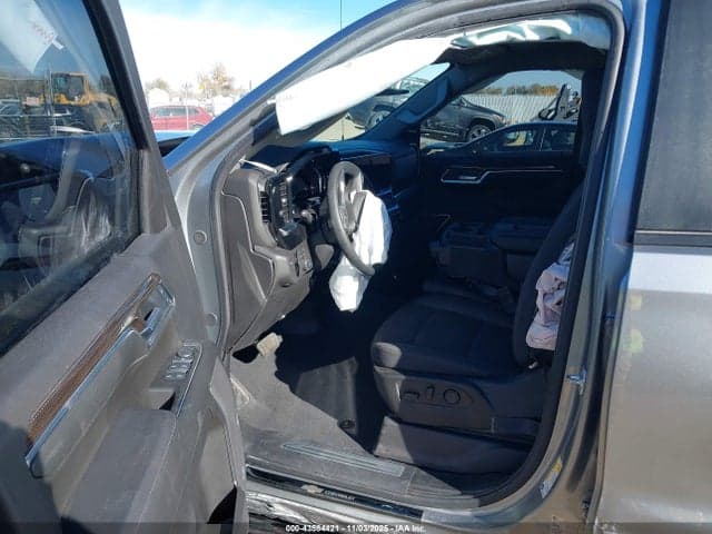 2025 CHEVROLET SILVERADO 1500 4WD STANDARD BED LT 5