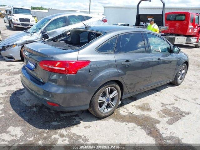 2018 FORD FOCUS SE 4