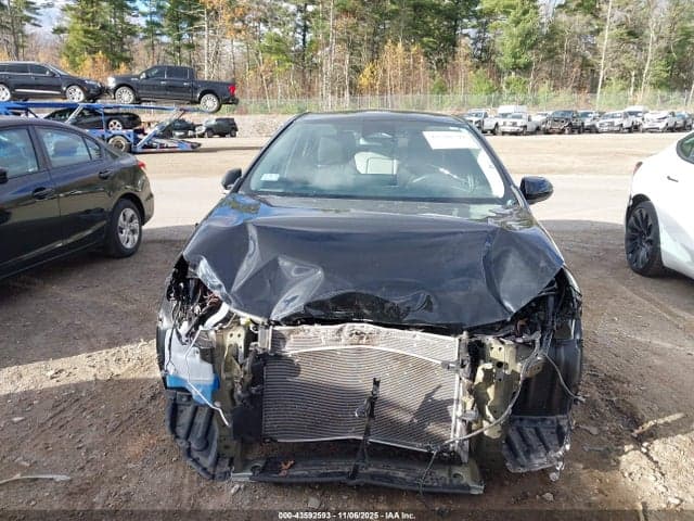2024 TOYOTA COROLLA LE 13
