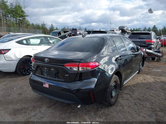 2024 TOYOTA COROLLA LE 4