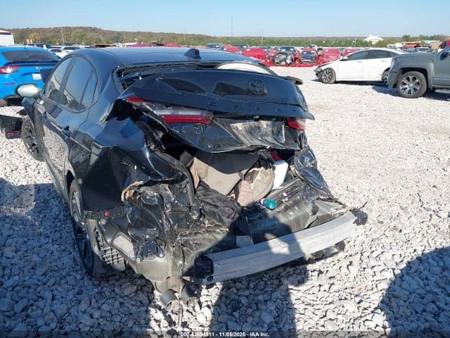 2025 TOYOTA CAMRY XSE 6