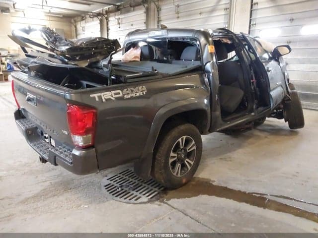 2017 TOYOTA TACOMA TRD SPORT 4