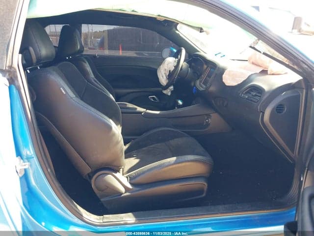 2023 DODGE CHALLENGER R/T 5