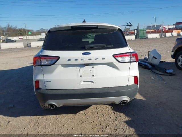 2020 FORD ESCAPE SE 17