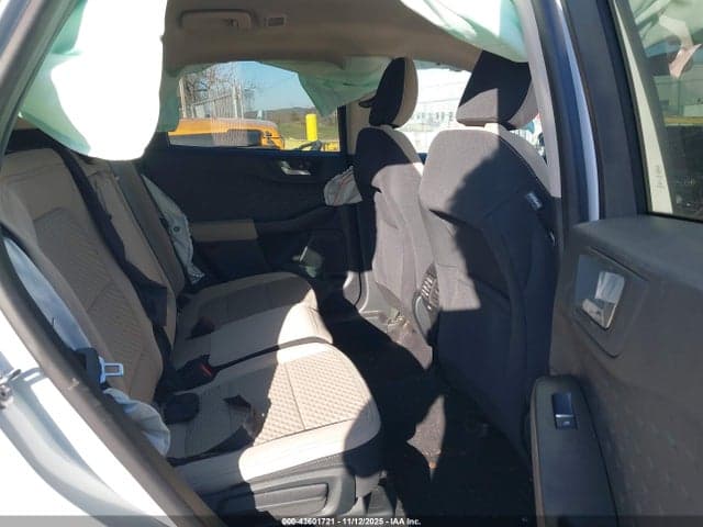 2020 FORD ESCAPE SE 8