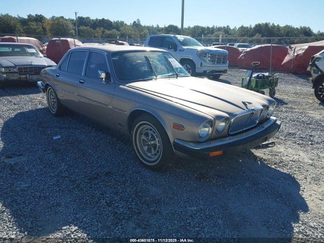 1987 JAGUAR XJ6 VANDEN