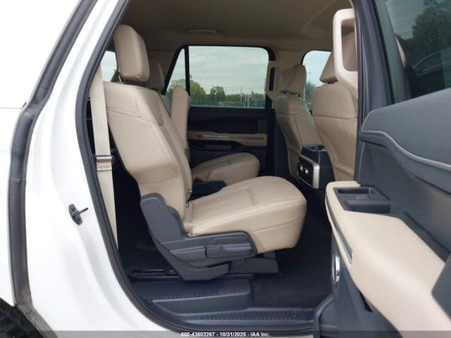 2024 FORD EXPEDITION XLT MAX 8