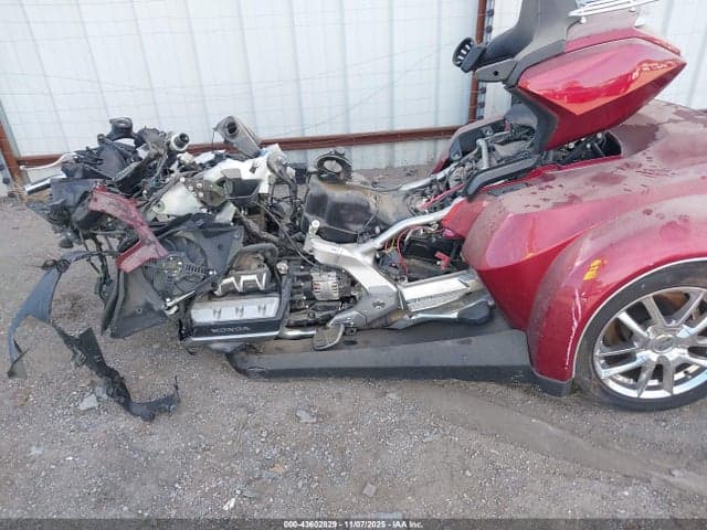 2018 HONDA GL1800 D 12