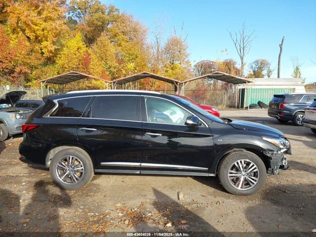 2017 INFINITI QX60 14