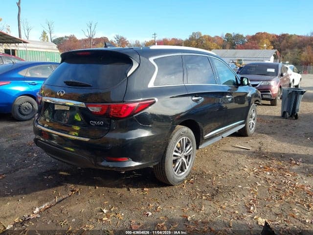 2017 INFINITI QX60 4