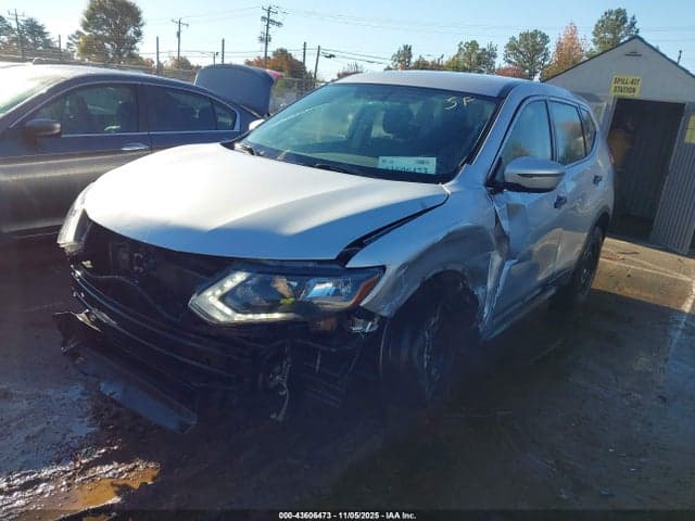 2018 NISSAN ROGUE S 2