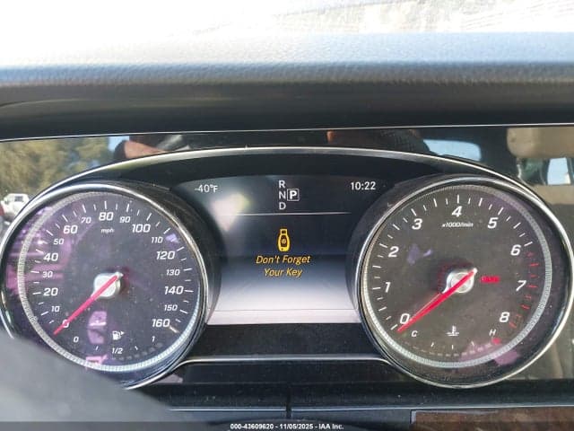 2017 MERCEDES-BENZ E 300 4MATIC 7