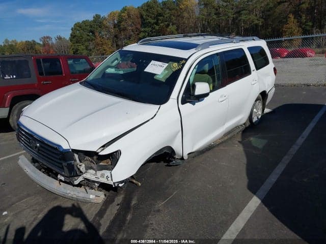 2018 TOYOTA SEQUOIA SR5 2
