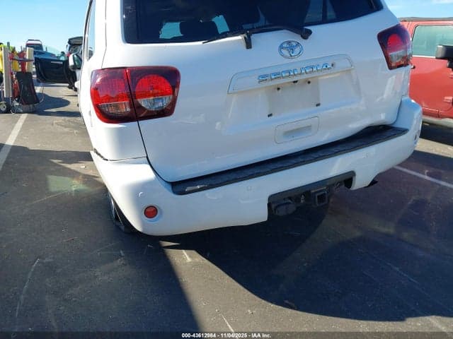 2018 TOYOTA SEQUOIA SR5 20