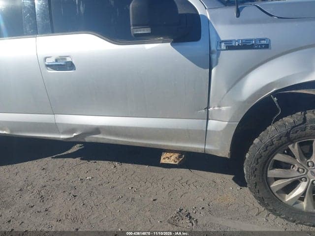 2017 FORD F-150 XLT 17