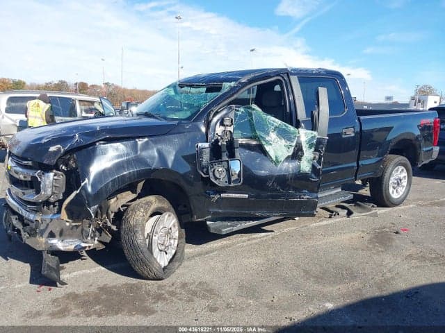 2020 FORD F-250 XL 6