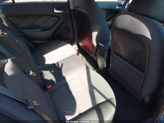 2018 KIA FORTE LX 8