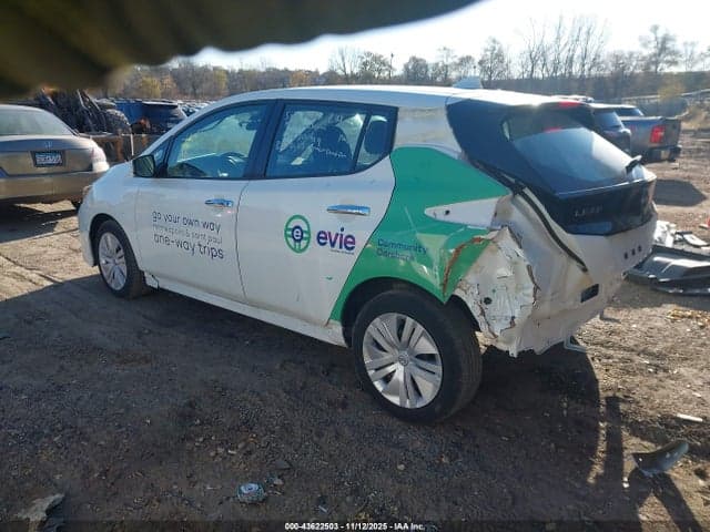 2023 NISSAN LEAF S 40 KWH 3