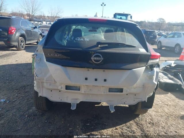 2023 NISSAN LEAF S 40 KWH 6