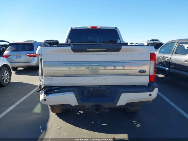2018 FORD F-250 LIMITED 15