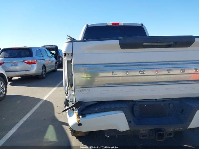 2018 FORD F-250 LIMITED 19
