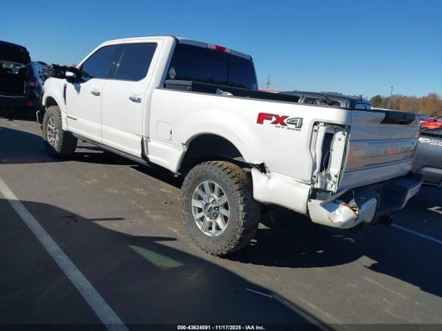 2018 FORD F-250 LIMITED 3