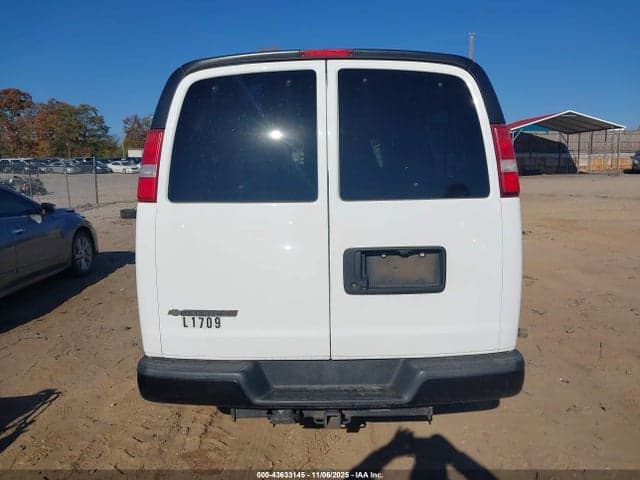2017 CHEVROLET EXPRESS 3500 LS 16
