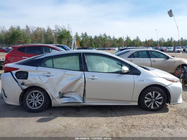 2017 TOYOTA PRIUS PRIME PLUS 13