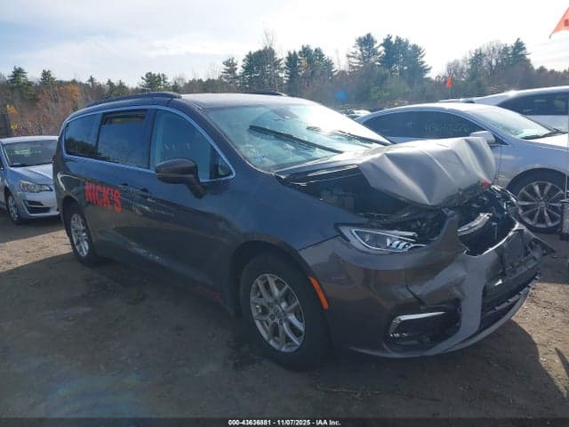 2022 CHRYSLER PACIFICA TOURING L 13
