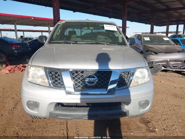 2016 NISSAN FRONTIER SV 12