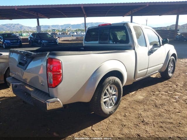 2016 NISSAN FRONTIER SV 4