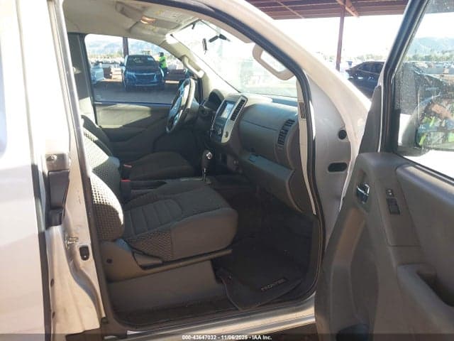 2016 NISSAN FRONTIER SV 5