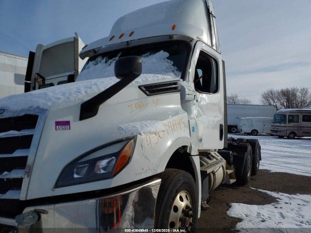 2020 FREIGHTLINER NEW CASCADIA 126 2