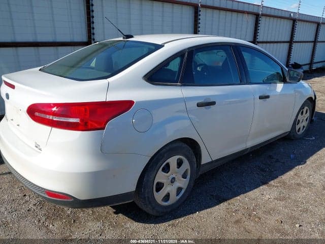 2018 FORD FOCUS S 4