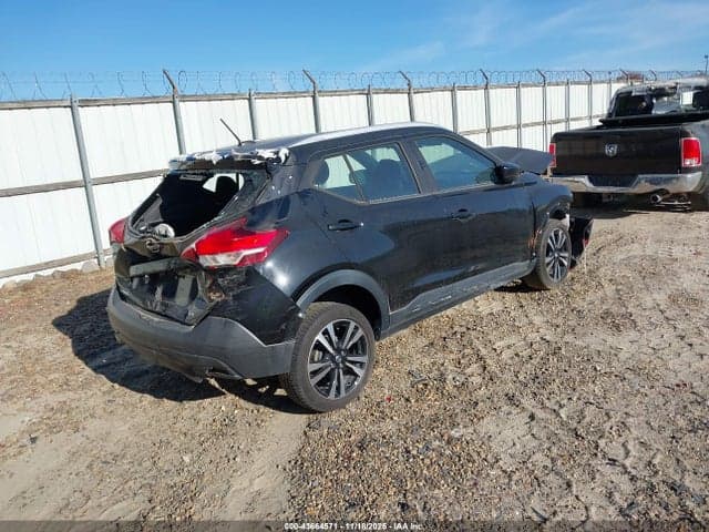 2019 NISSAN KICKS SV 4