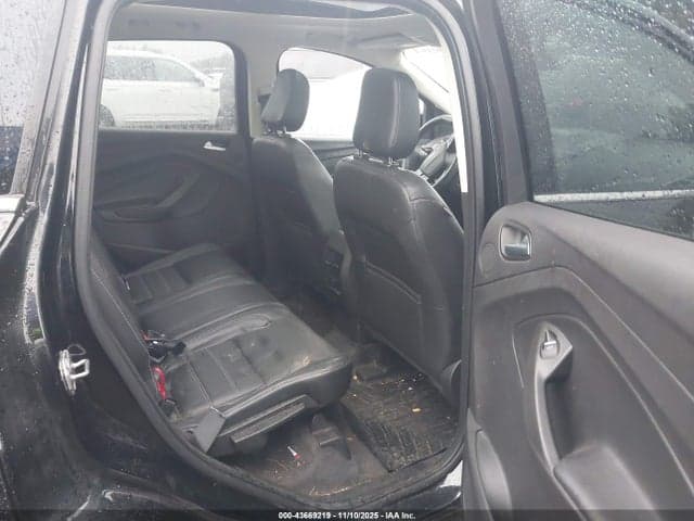 2018 FORD ESCAPE TITANIUM 8