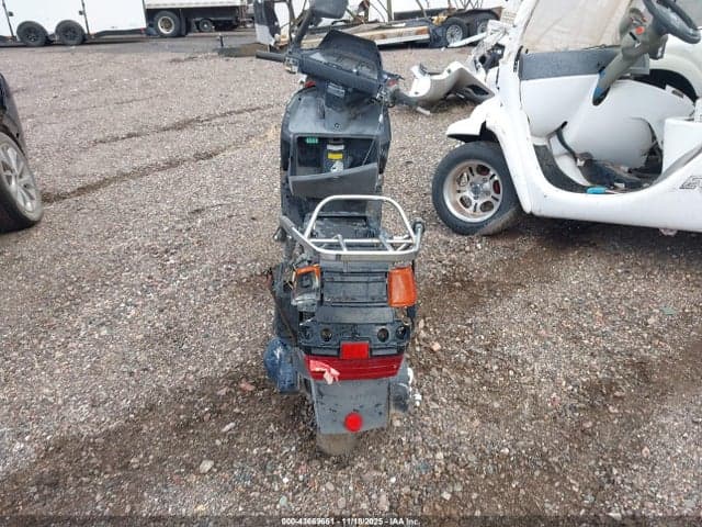 1986 HONDA CH250 7