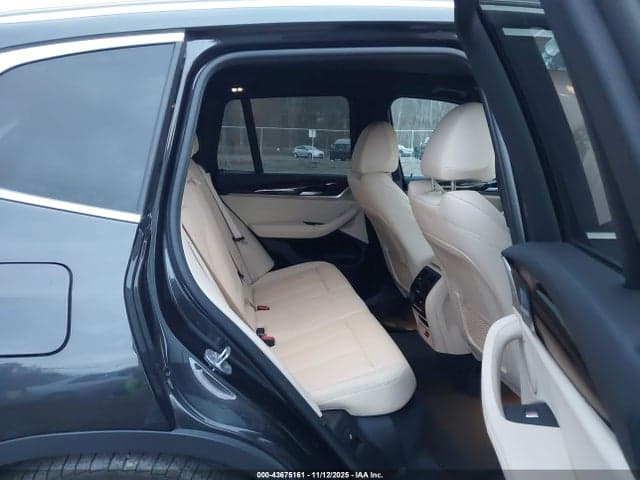 2020 BMW X3 PHEV XDRIVE30E 8