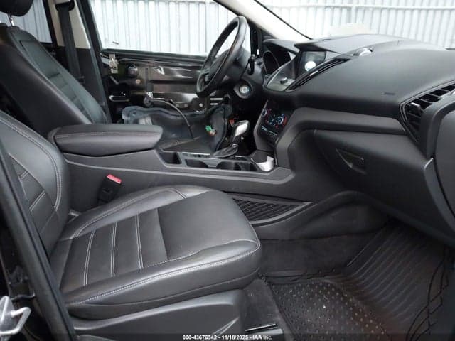 2018 FORD ESCAPE SEL 5