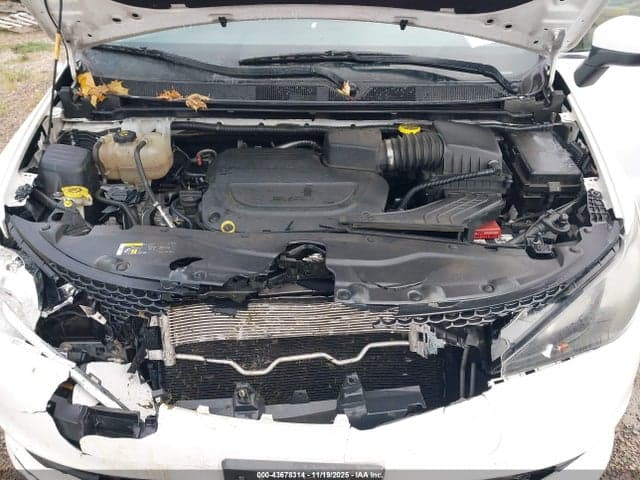2020 CHRYSLER VOYAGER LXI 10