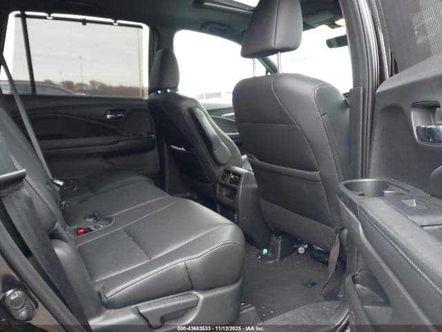 2019 HONDA PASSPORT EX-L 8