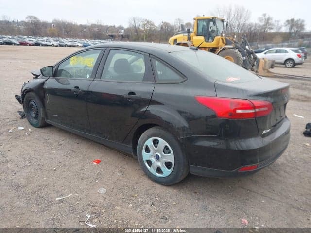 2018 FORD FOCUS S 3
