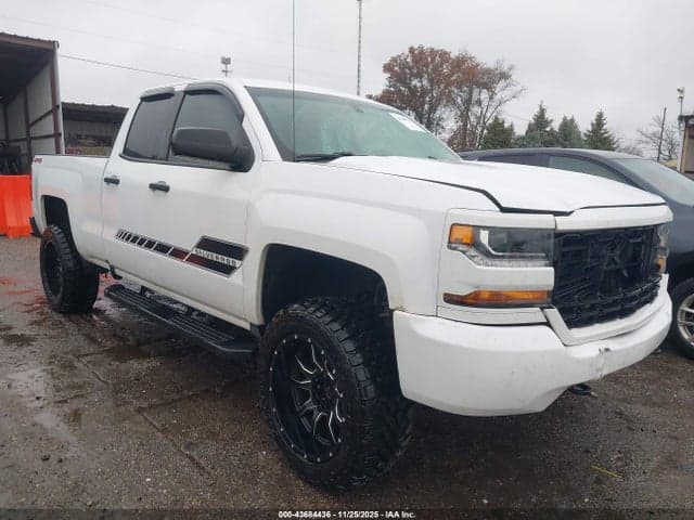 2017 CHEVROLET SILVERADO 1500 CUSTOM - 1