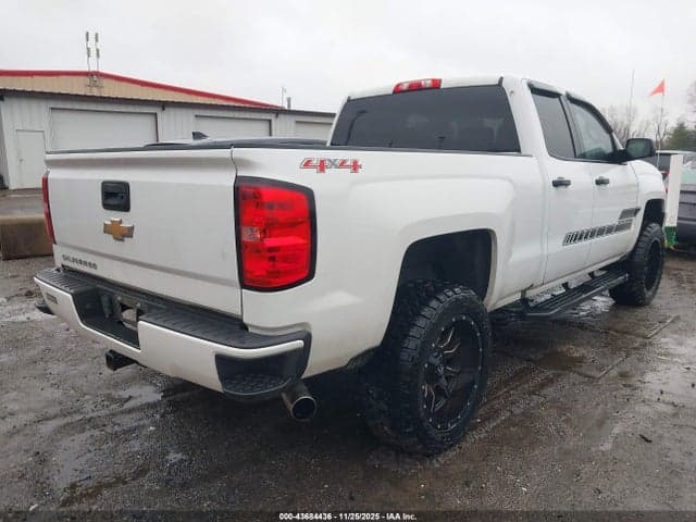 2017 CHEVROLET SILVERADO 1500 CUSTOM 4