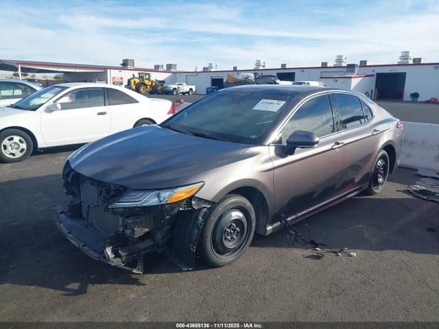 2020 TOYOTA CAMRY XSE 2